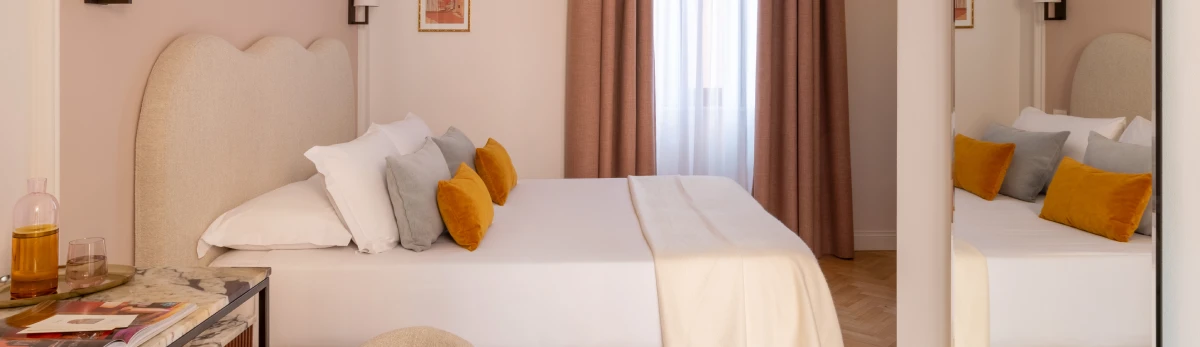 Bright room with parquet flooring and welcoming atmosphere near Rome’s Imperial Forums - Hotel Fori Imperiali, BZAR hotels in Rome